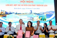 Tạp chí Du lịch Thành phố Hồ Chí Minh đã ký kết hợp tác toàn diện và quảng bá văn hóa, du lịch với nhiều địa phương trong thời gian qua.