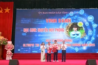 Em Nguyễn Huy Phong, học sinh lớp 11 chuyên Tin, Trường THPT Chuyên Lào Cai đã xuất sắc giành Huy chương Đồng tại Kỳ thi Olympic Tin học châu Á-Thái Bình Dương.