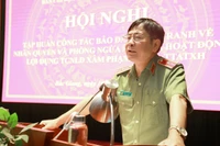 Thiếu tướng Nguyễn Văn Kỷ, Phó Chánh Văn phòng Thường trực về Nhân quyền Chính phủ phát biểu tại Hội nghị.