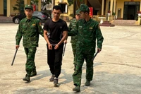 Đối tượng Nguyễn Văn Quý bị lực lượng Bộ đội Biên Phòng Đồn Pò Mã bắt giữ.