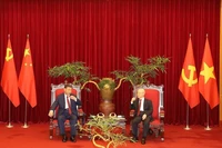 Tổng Bí thư Nguyễn Phú Trọng mời Tổng Bí thư, Chủ tịch Trung Quốc Tập Cận Bình thưởng thức trà, tháng 12/2023.