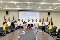 Vietravel Airlines ký hợp đồng thuê tàu bay với hãng Cambodia Airways