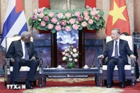 Chủ tịch nước Tô Lâm tiếp Chủ tịch Quốc hội Cuba Esteban Lazo Hernandez. (Ảnh: Nhan Sáng/TTXVN)
