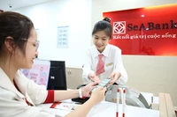 Khách hàng gia tăng trải nghiệm với ngân hàng số.