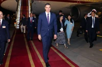 Thủ tướng Tây Ban Nha Pedro Sanchez tới Hà Nội, bắt đầu thăm chính thức Việt Nam. (Ảnh: Phạm Kiên/TTXVN)
