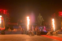 Chương trình nghệ thuật thực cảnh diễn ra hết sức sống động.