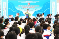 Giám đốc Sở Thông tin và Truyền thông tỉnh Đắk Lắk Trương Hoài Anh phát biểu khai mạc Ngày Sách và Văn hóa đọc Việt Nam năm 2023 trên địa bàn tỉnh Đắk Lắk.
