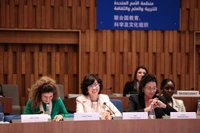 Đại sứ - Trưởng phái đoàn Việt Nam bên cạnh UNESCO Lê Thị Hồng Vân tham dự các hoạt động tại Lễ kỷ niệm Ngày Quốc tế Phụ nữ trong đa phương.