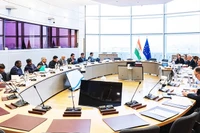 Cuộc gặp giữa hai phái đoàn EU và Ấn Độ tại Brussels. Ảnh: AFP