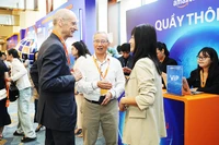 Xu hướng chuyển đổi từ kinh doanh truyền thống sang các nền tảng số được coi là giải pháp hữu hiệu giúp các doanh nghiệp thâm nhập, mở rộng thị trường xuất khẩu. Ảnh: BTC