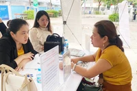 Kết nối việc làm tại Trung tâm Dịch vụ việc làm Hà Nội.