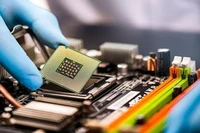 Đến 2050, quy mô doanh thu công nghiệp bán dẫn tại Việt Nam đạt trên 100 tỷ USD/năm.