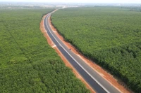 Cao tốc Phan Thiết - Dầu Giây khánh thành, đưa vào sử dụng sáng 29/4, sau hơn 1.000 ngày thi công.