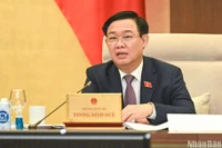 Chủ tịch Quốc hội Vương Đình Huệ cho ý kiến về một số nội dung của dự án Luật Giá (sửa đổi) trong phiên họp Ủy ban Thường vụ Quốc hội sáng 15/3. (Ảnh: DUY LINH)