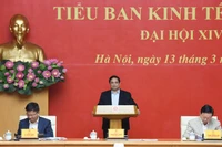 Thủ tướng Phạm Minh Chính chủ trì phiên họp thứ tư Tiểu ban Kinh tế-Xã hội Đại hội lần thứ XIV của Đảng. (Ảnh: TRẦN HẢI)