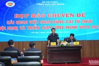 Ông Hoàng Đình Trung, Phó Vụ trưởng Vụ Hợp tác quốc tế, Tổng cục Hải quan chia sẻ thông tin về Hội nghị và Triển lãm Công nghệ WCO năm 2023 do Hải quan Việt Nam đăng cai tổ chức. (Ảnh: TRUNG HƯNG) 