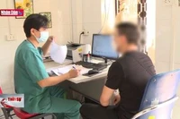 Giảm tỷ lệ trẻ hóa bệnh nhân HIV/AIDS