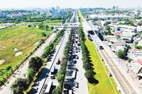 Toàn cảnh tuyến Metro số 1 Thành phố Hồ Chí Minh. (Ảnh THẾ ANH)
