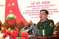 Thiếu tướng Nguyễn Bá Lực - Tư lệnh Quân đoàn 34 đọc diễn văn Lễ kỷ niệm.