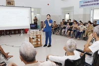 Bệnh viện Phục hồi chức năng tỉnh Tây Ninh tổ chức lớp tập huấn phục hồi chức năng cho người bệnh, người khuyết tật và người chăm sóc bệnh nhân.