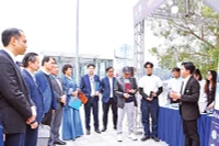 Đại diện dự án Awake Drive giới thiệu về sản phẩm tại Cuộc thi "Bệ phóng khởi nghiệp" lần thứ hai, năm 2024.