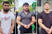 មុខវិជ្ជា៖ Rasulov Isroil, Nasyrov Odiljon និង Ernazarov Feruzbek សញ្ជាតិ Uzbekistan ។