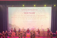 Văn nghệ chào mừng hội nghị. 