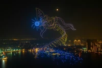 [Ảnh] Drone Lighting tại Hòa nhạc Ánh sáng "họa hình di sản" trên trời đêm Hà Nội
