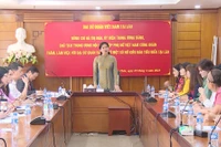 Chủ tịch Hội Liên hiệp Phụ nữ Việt Nam Hà Thị Nga phát biểu tại buổi gặp gỡ nữ kiều bào. Ảnh: Trịnh Dũng