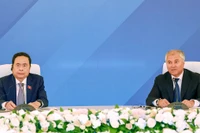 Chủ tịch Quốc hội Trần Thanh Mẫn và Chủ tịch Duma Quốc gia, Quốc hội Liên bang Nga Vyacheslav Viktorovich Volodin đồng chủ trì phiên họp. (Ảnh TTXVN) 
