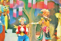 Một cảnh trong vở nhạc kịch “Rago-Hành trình đầu tiên” của Sân khấu Ban Mai.