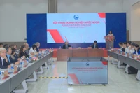 Toàn cảnh hội nghị.