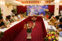 Quang cảnh buổi gặp gỡ giới thiệu sản phẩm OCOP trên TikTok.