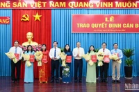An Giang trao quyết định điều động các cán bộ