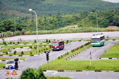 Thành phố Hồ Chí Minh và Hà Nội có nhiều trung tâm đủ điều kiện sát hạch lái xe nhất. (Ảnh minh họa)