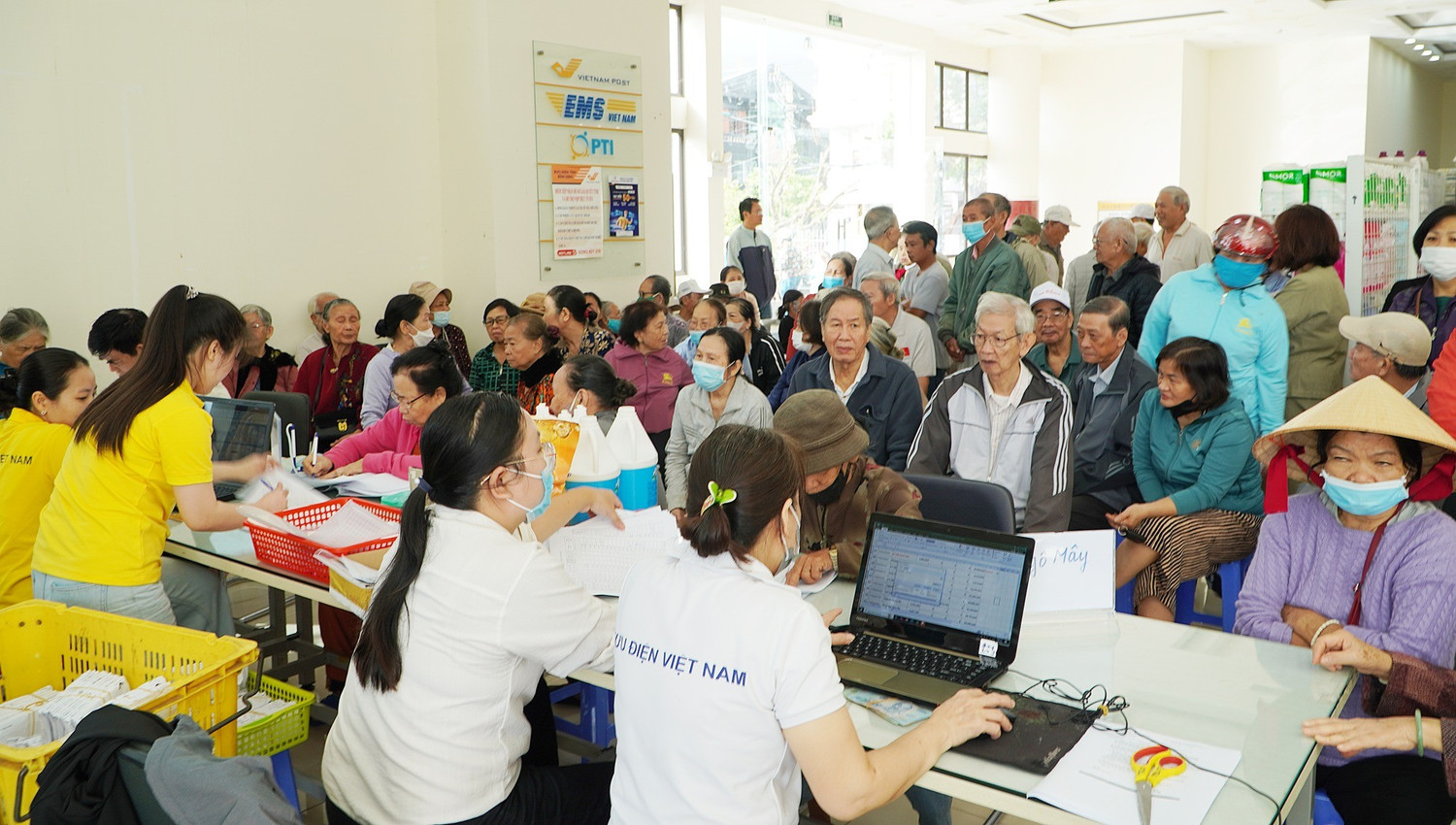 Chi trả gộp 3 tháng lương hưu và trợ cấp bảo hiểm xã hội cho người hưởng tại Gia Lai, tháng 12/2025. (Ảnh GSS)