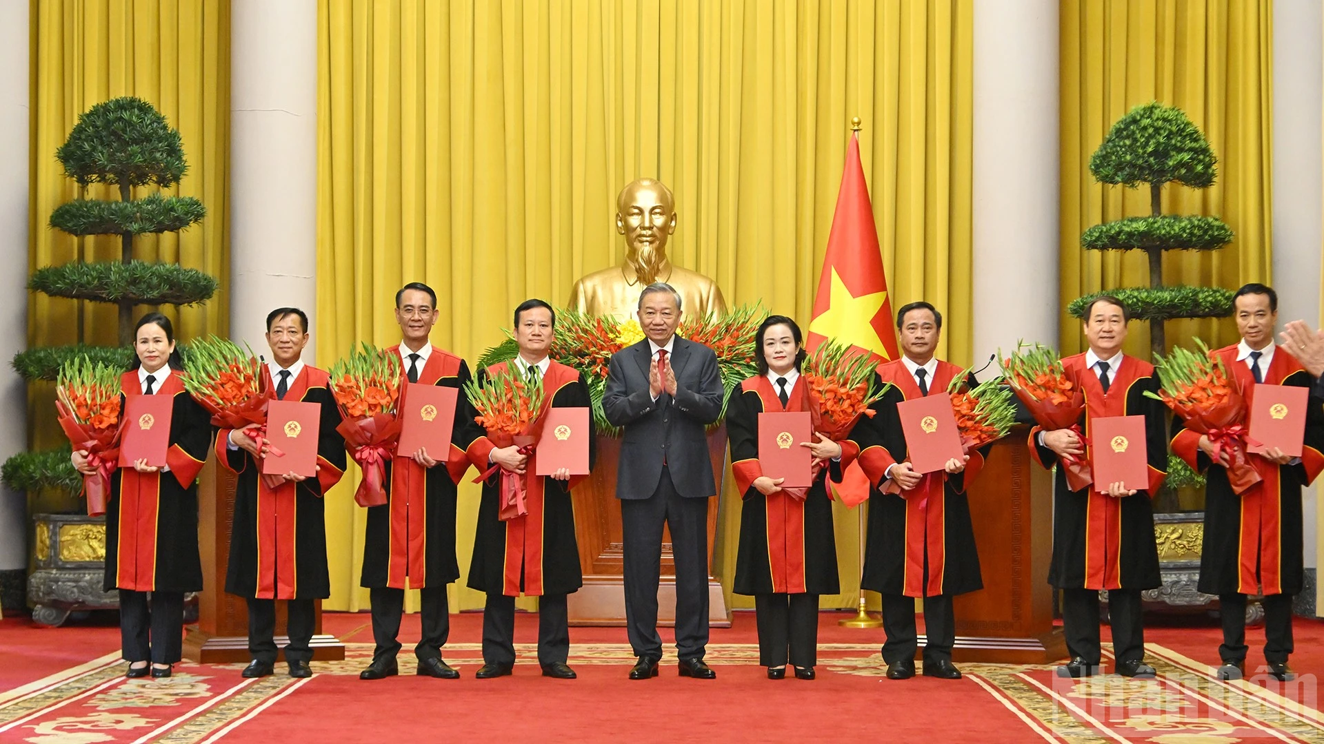 Lễ bổ nhiệm Thẩm phán Tòa án nhân dân tối cao với sự tham dự của lãnh đạo cấp cao