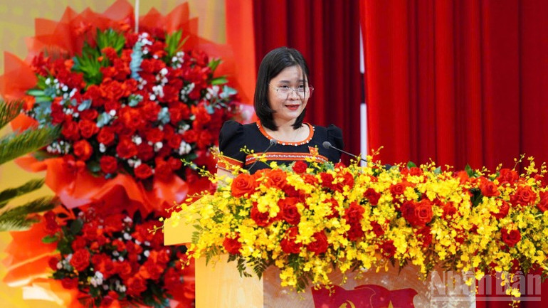 Đồng chí Hồ Thị Minh Thuận, Bí thư Đảng ủy, Chủ tịch Hội đồng nhân dân xã Trà Linh, thành phố Đà Nẵng. (Ảnh: ANH ĐÀO) ndo_br_fe4fac77c02b4a75133a-229.jpg