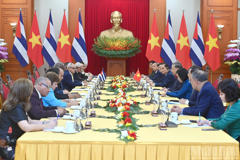 Tổng Bí thư Tô Lâm tiếp Chủ tịch Quốc hội Chính quyền nhân dân và Hội đồng Nhà nước Cuba Esteban Lazo Hernández sang thăm chính thức Việt Nam. image-1.jpg