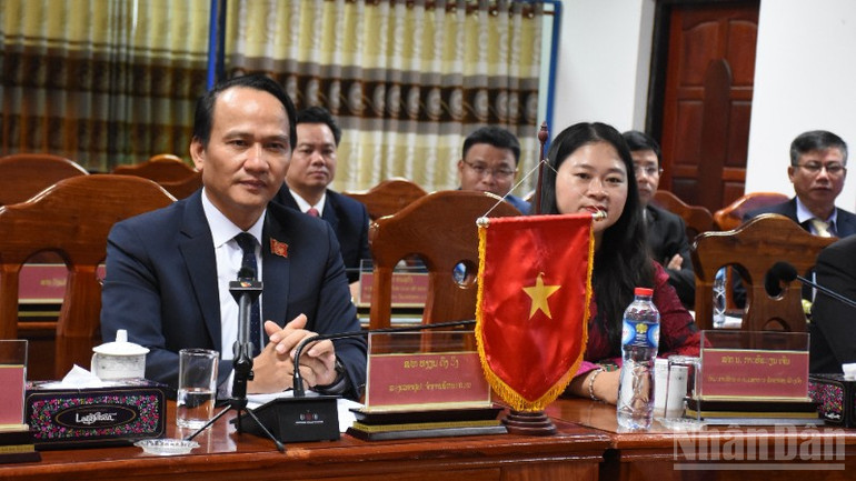 Phó Bí thư Thường trực Thành ủy Đà Nẵng Nguyễn Đình Vĩnh phát biểu tại buổi làm việc. (Ảnh: ANH ĐÀO) ndo_br_dc-ndvinh-5441.jpg