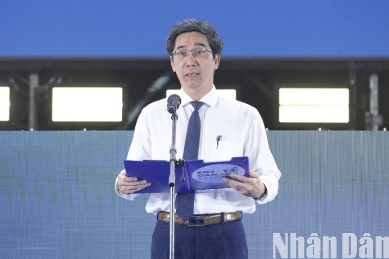 Phó Chủ tịch Ủy ban nhân dân thành phố Đà Nẵng Trần Chí Cường phát biểu khai mạc lễ hội. (Ảnh: ANH ĐÀO) 44ec94ecade21abc43f3-1046.jpg