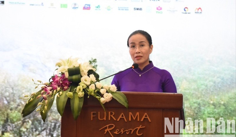 Phó Chủ tịch Ủy ban nhân dân thành phố Đà Nẵng Nguyễn Thị Anh Thi phát biểu tại buổi họp báo. (Ảnh: ANH ĐÀO) dsc-0205-915.jpg