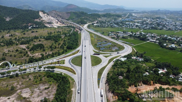 Nhiều dự án trọng điểm tại thành phố Đà Nẵng về đích sớm. ndo_br_17-8049.jpg