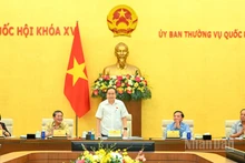 Chủ tịch Quốc hội Trần Thanh Mẫn và các Phó Chủ tịch Quốc hội dự và chủ trì cuộc họp.