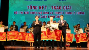 Công đoàn Viên chức Việt Nam: Một nhiệm kỳ vượt khó nhưng để lại nhiều dấu ấn