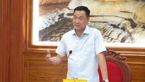 Bí thư Tỉnh ủy Quảng Trị Lê Ngọc Quang đề nghị các địa phương phải đặt mục tiêu phấn đấu cao hơn trong nhiệm kỳ mới. 