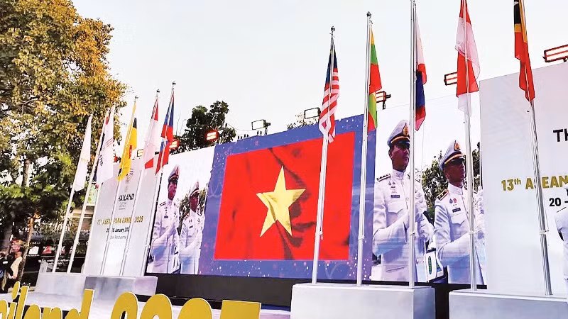 Lễ thượng cờ Việt Nam tại ASEAN Para Games 13.