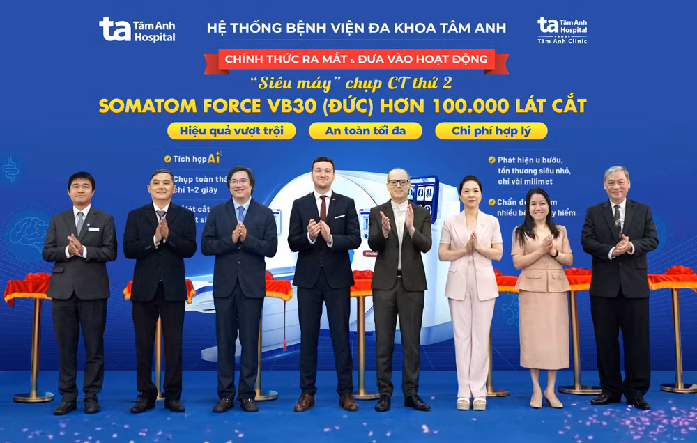 somatom-vb30-100000.jpg