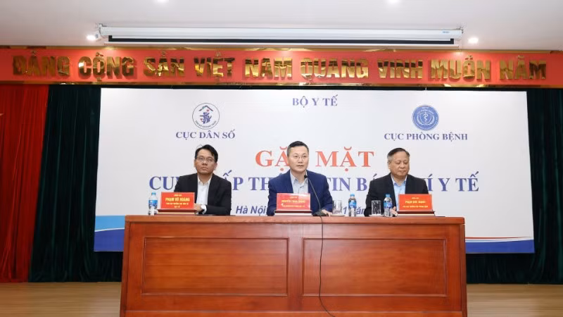 Đại diện Bộ Y tế chia sẻ tại buổi cung cấp thông tin cho báo chí.
