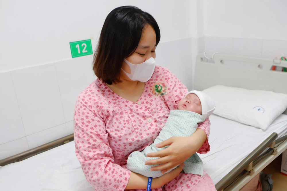 Bé gái đã tăng lên 3kg sau 3 tháng được chăm sóc tích cực. 505342234-1028462522793244-5074281996371524781-n.jpg